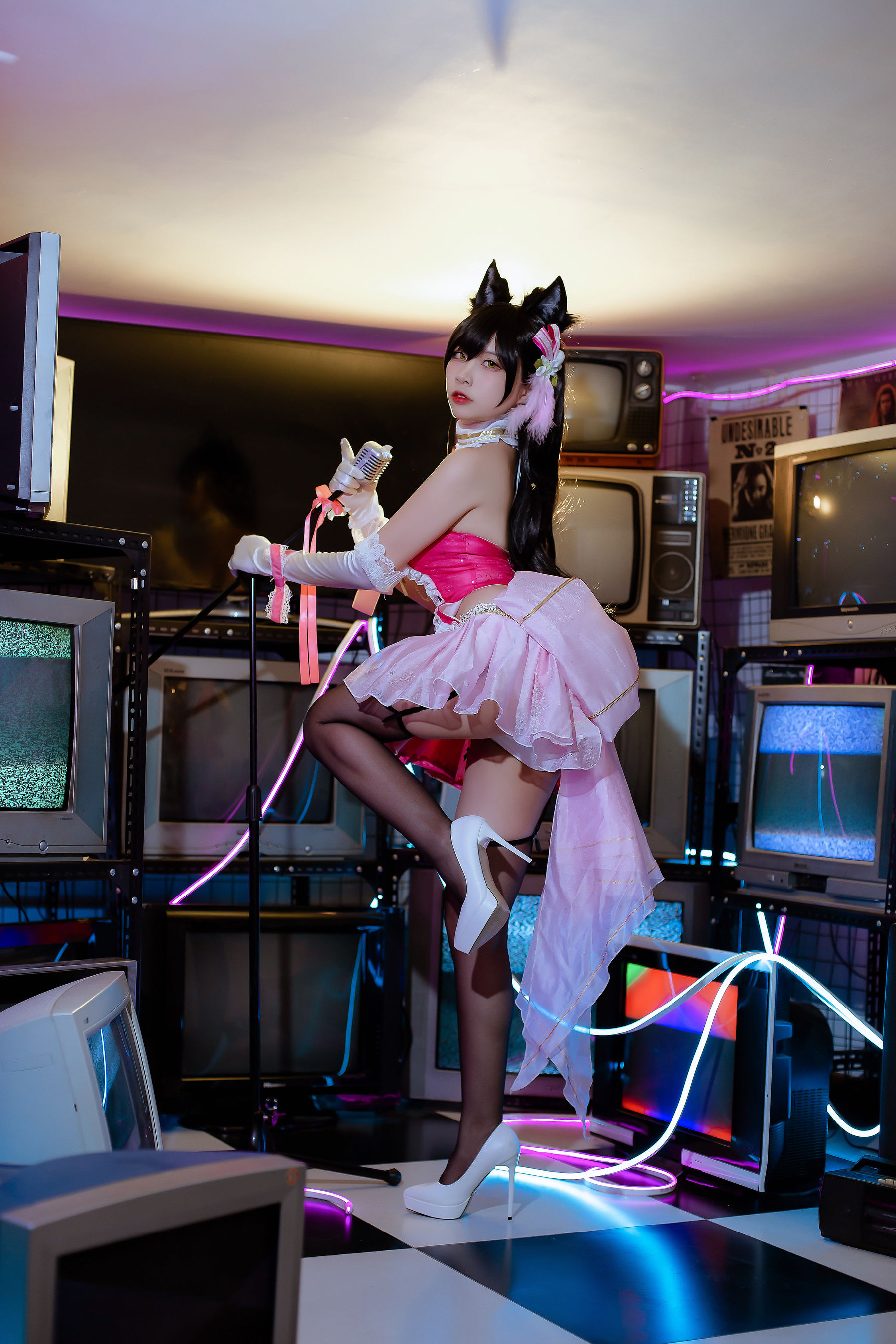 [Cosplay写真] 人气Coser二佐Nisa – 犬之眷之碧蓝爱宕 打歌服 Cosplay-第14张