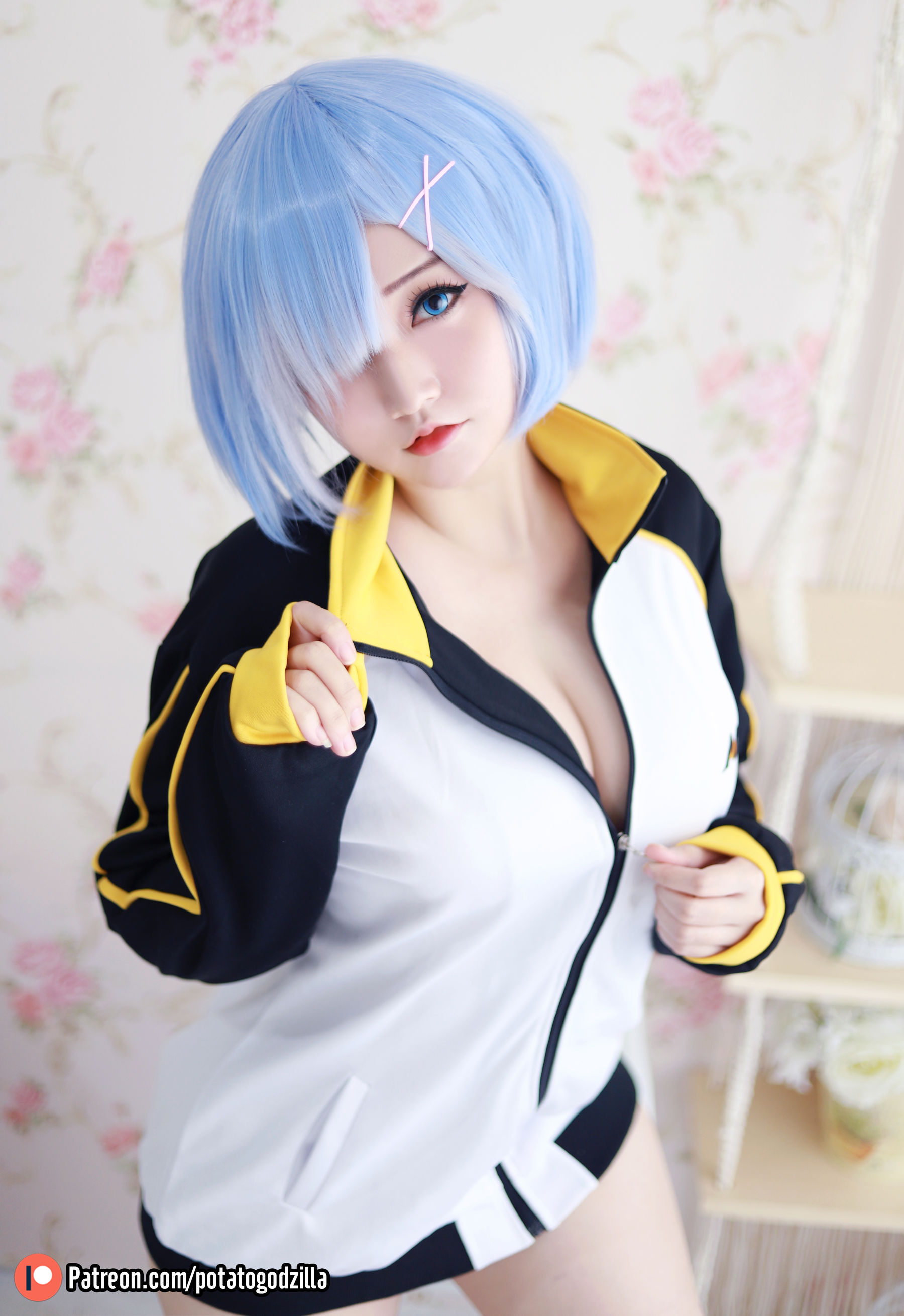 Coser小姐姐Potato Godzilla – Rem In Subaru Jacket Cosplay-第7张