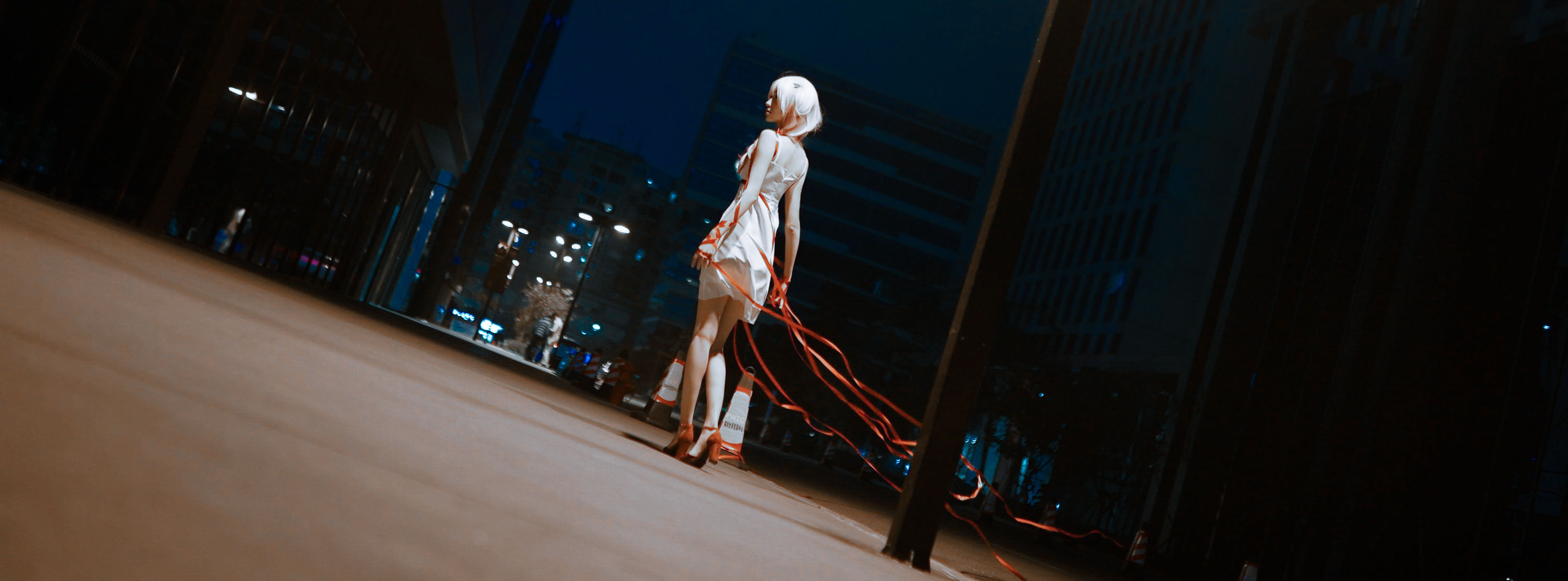 动漫博主南桃Momoko – 楪祈白裙 Cosplay-第1张
