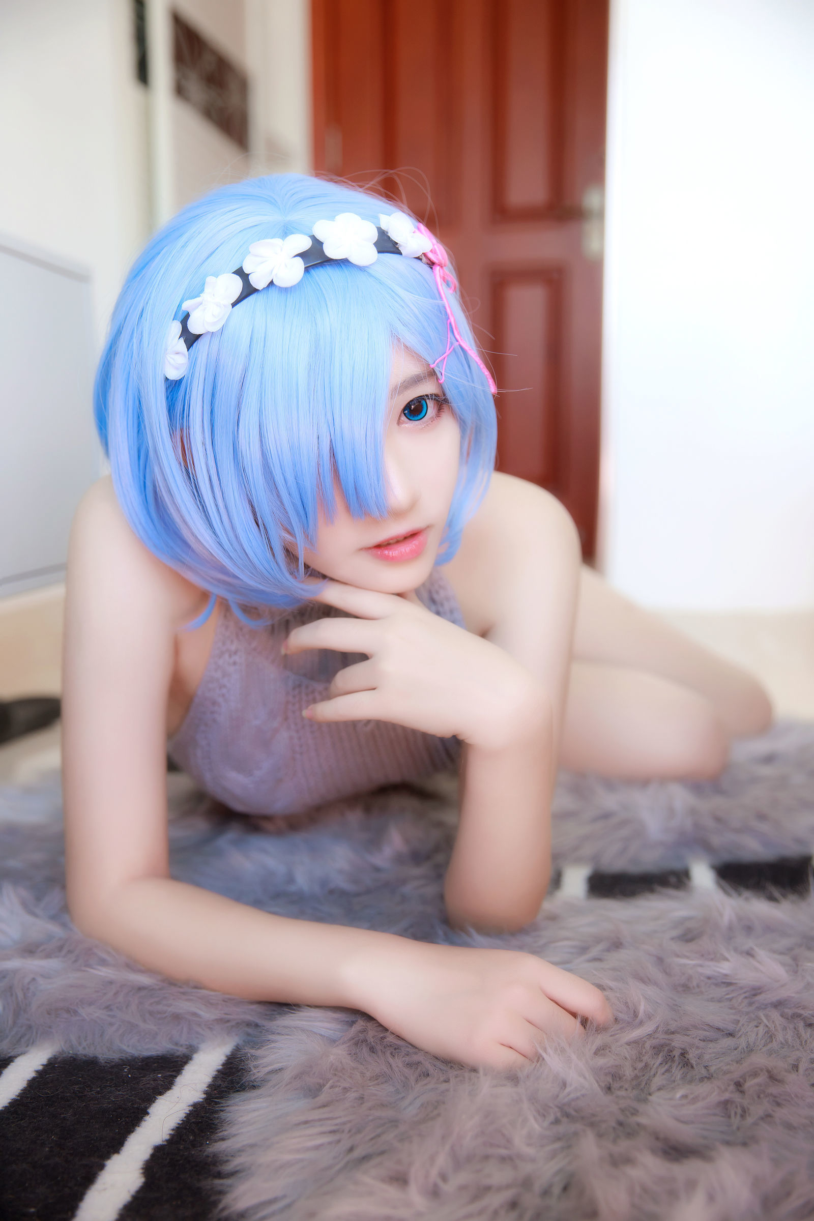 [萝莉COS] 南桃Momoko – 蕾姆露背毛衣 Cosplay-第2张