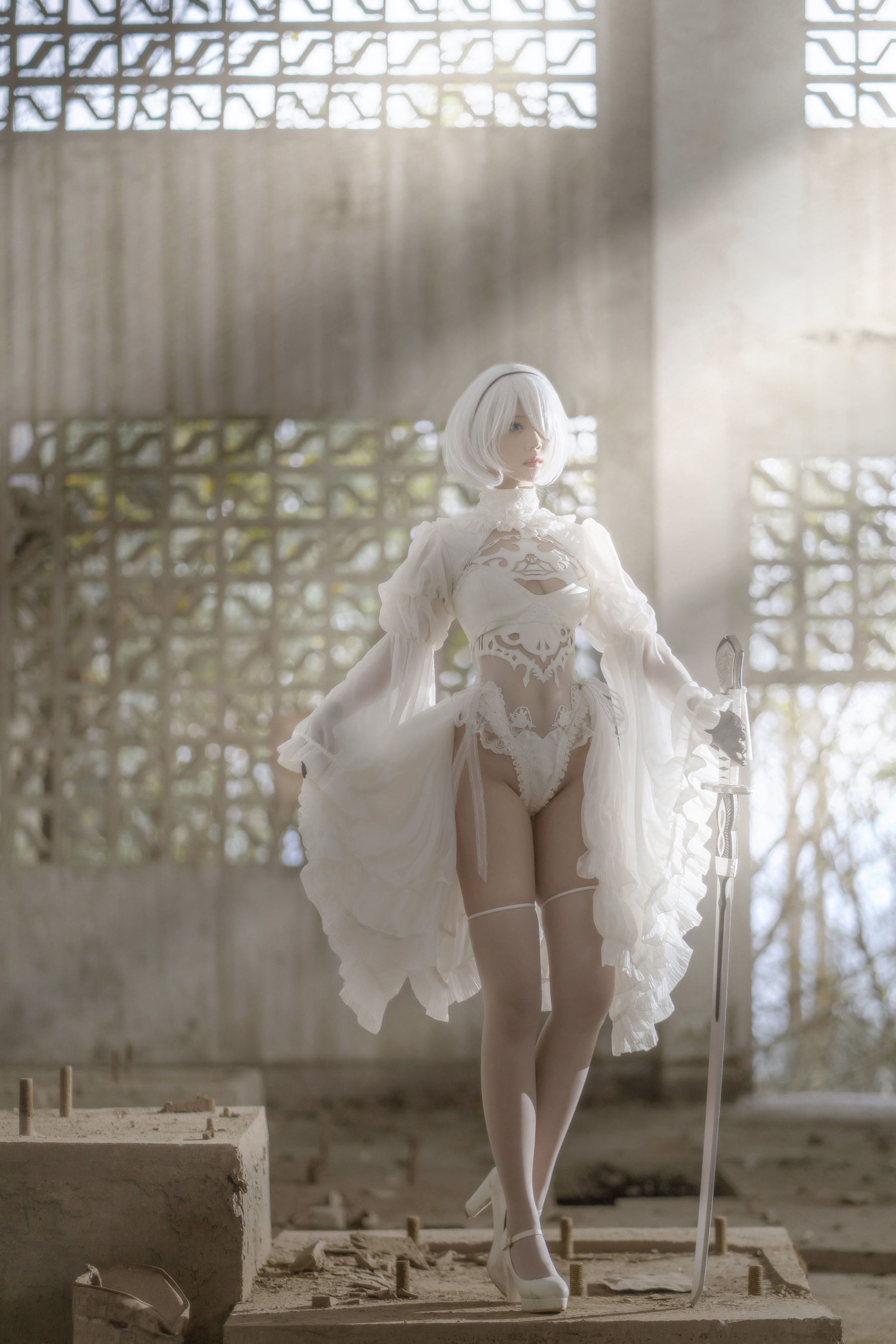 微博福利姬镜酱 2B白色婚纱 Cosplay-第5张