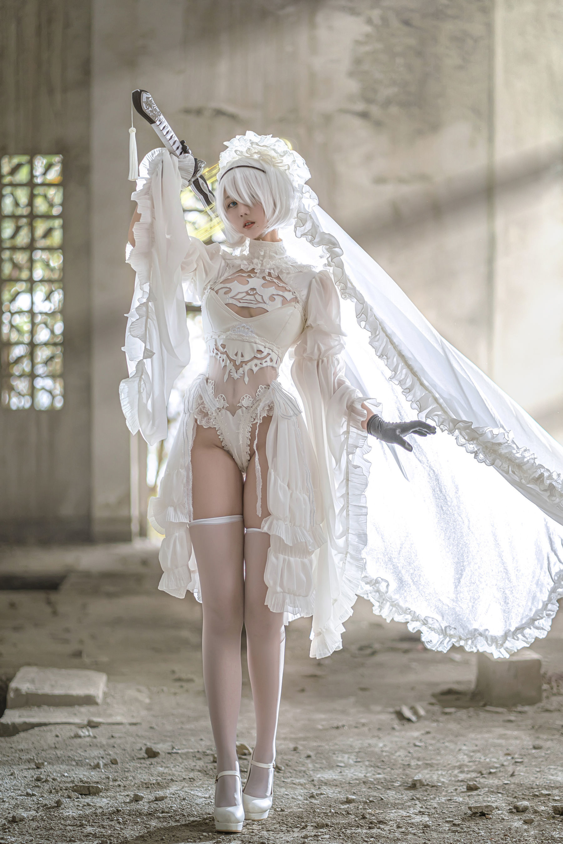 微博福利姬镜酱 2B白色婚纱 Cosplay-第12张