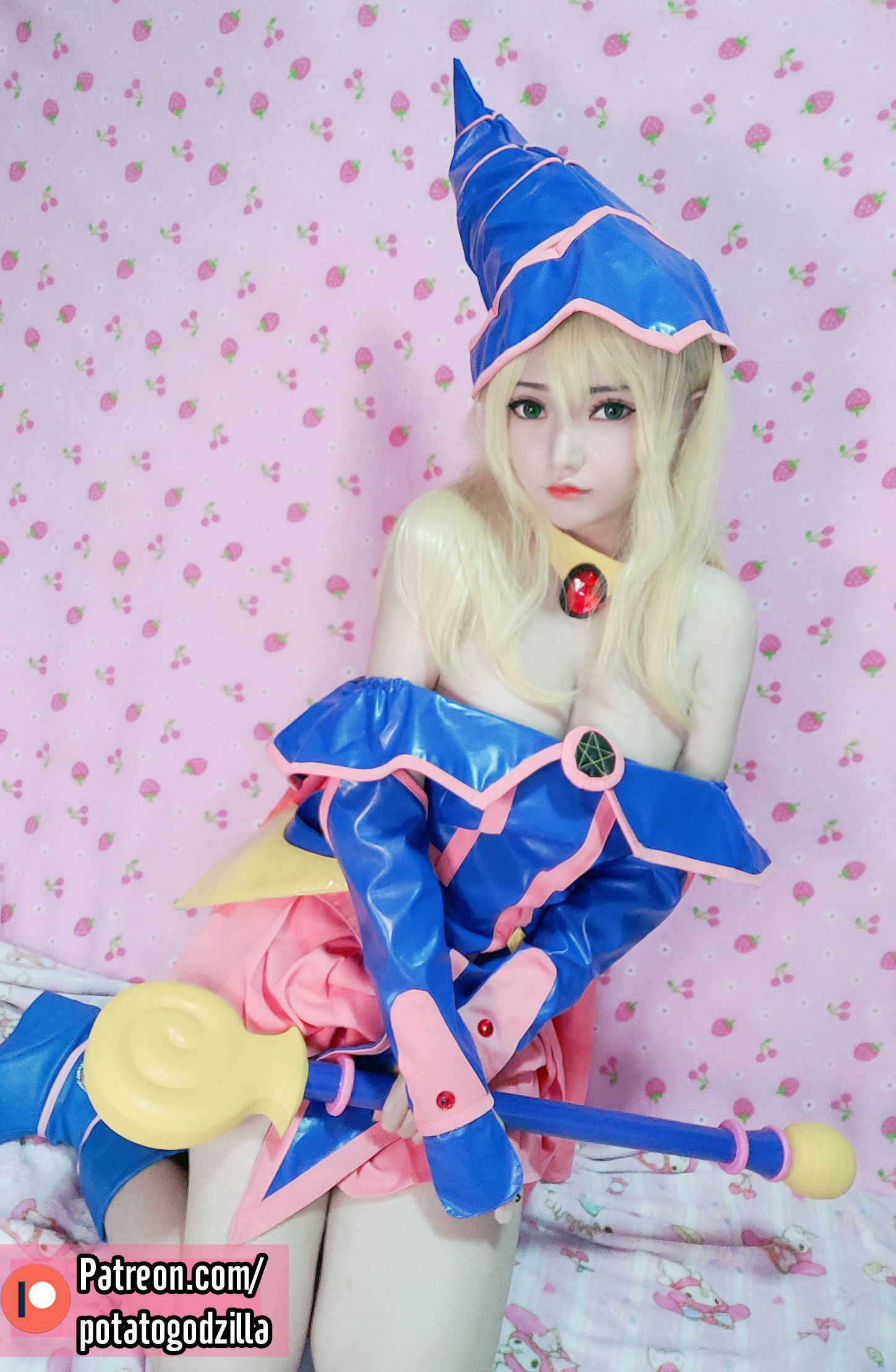 Coser小姐姐Potato Godzilla – Dark Magician Girl Cosplay-第1张