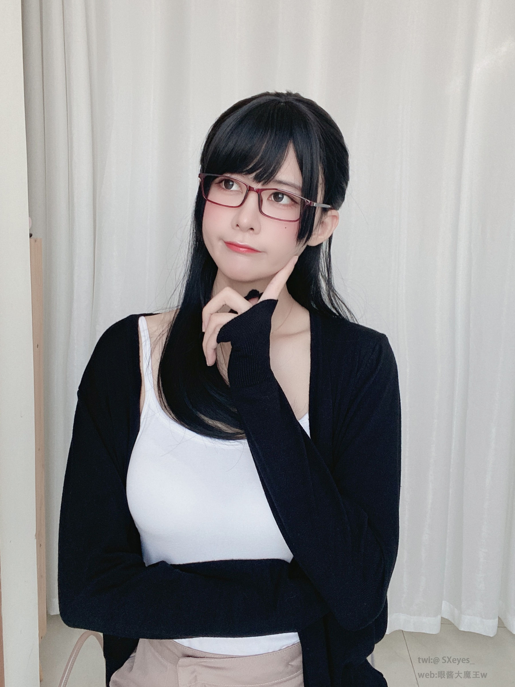 萌妹子眼酱大魔王w 爱喝可乐的OL Cosplay-第9张