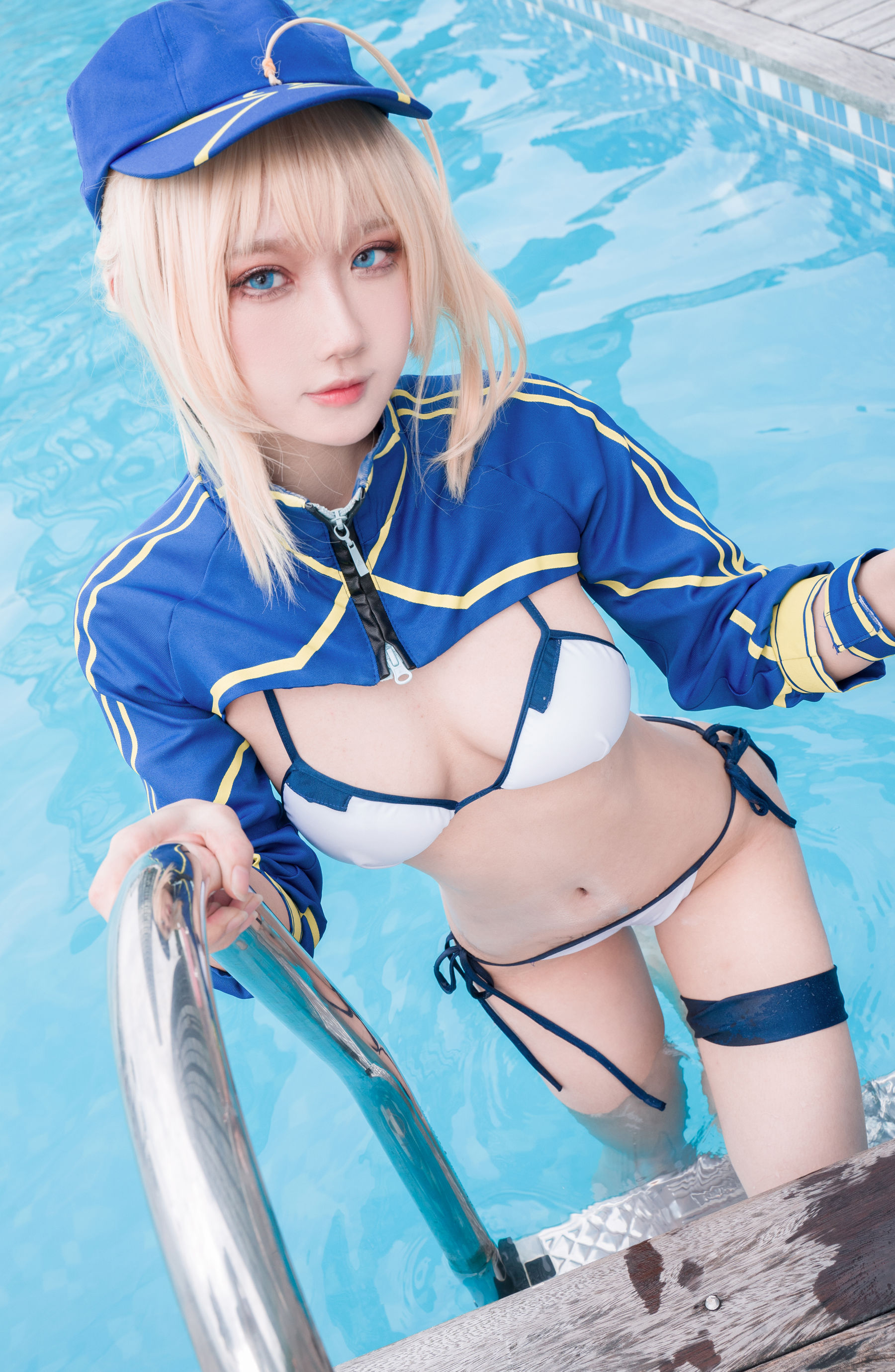 动漫博主阿包也是兔娘 – 谜之女主角X毛水着 Cosplay-第1张