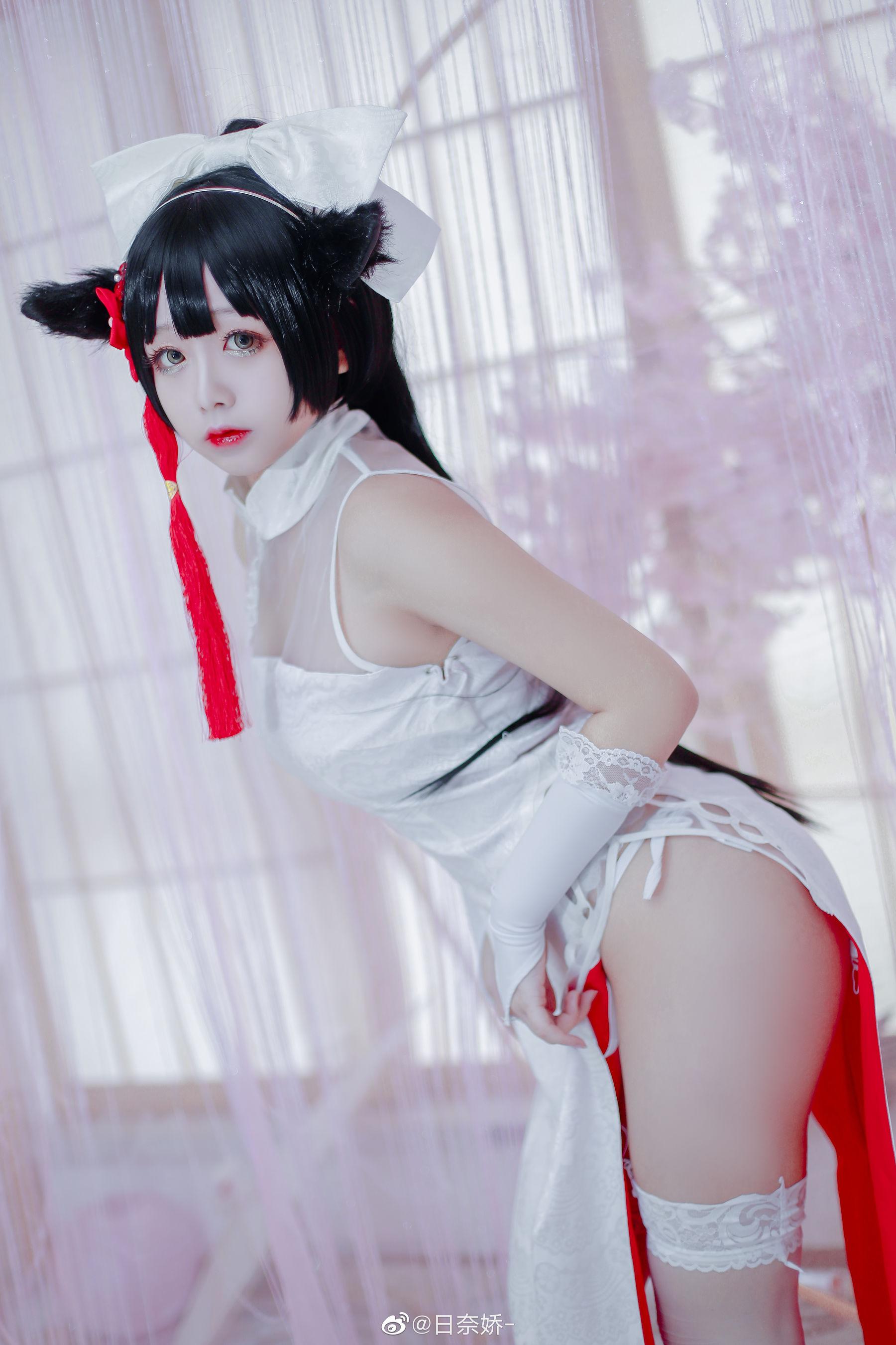 日奈娇 – 高雄獒红+白旗袍 Cosplay-第2张