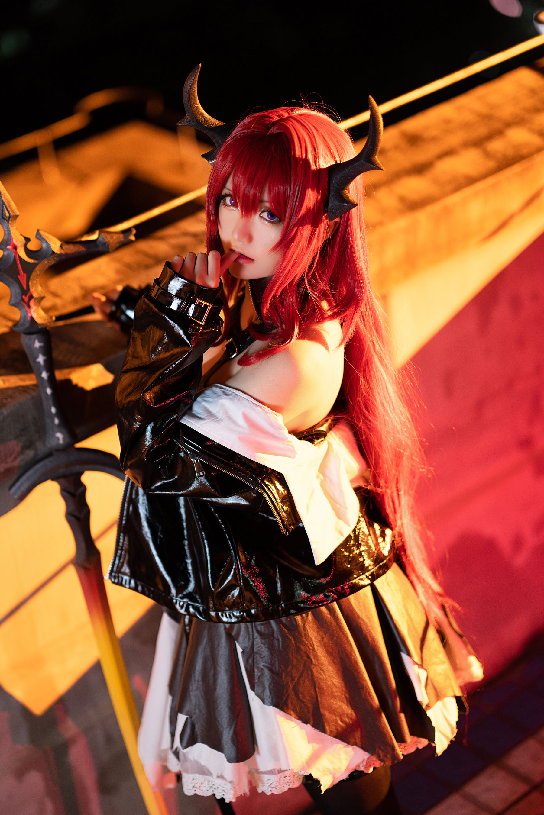 Coser小姐姐星之迟迟 – 明日方舟《史尔特尔》 Cosplay-第1张