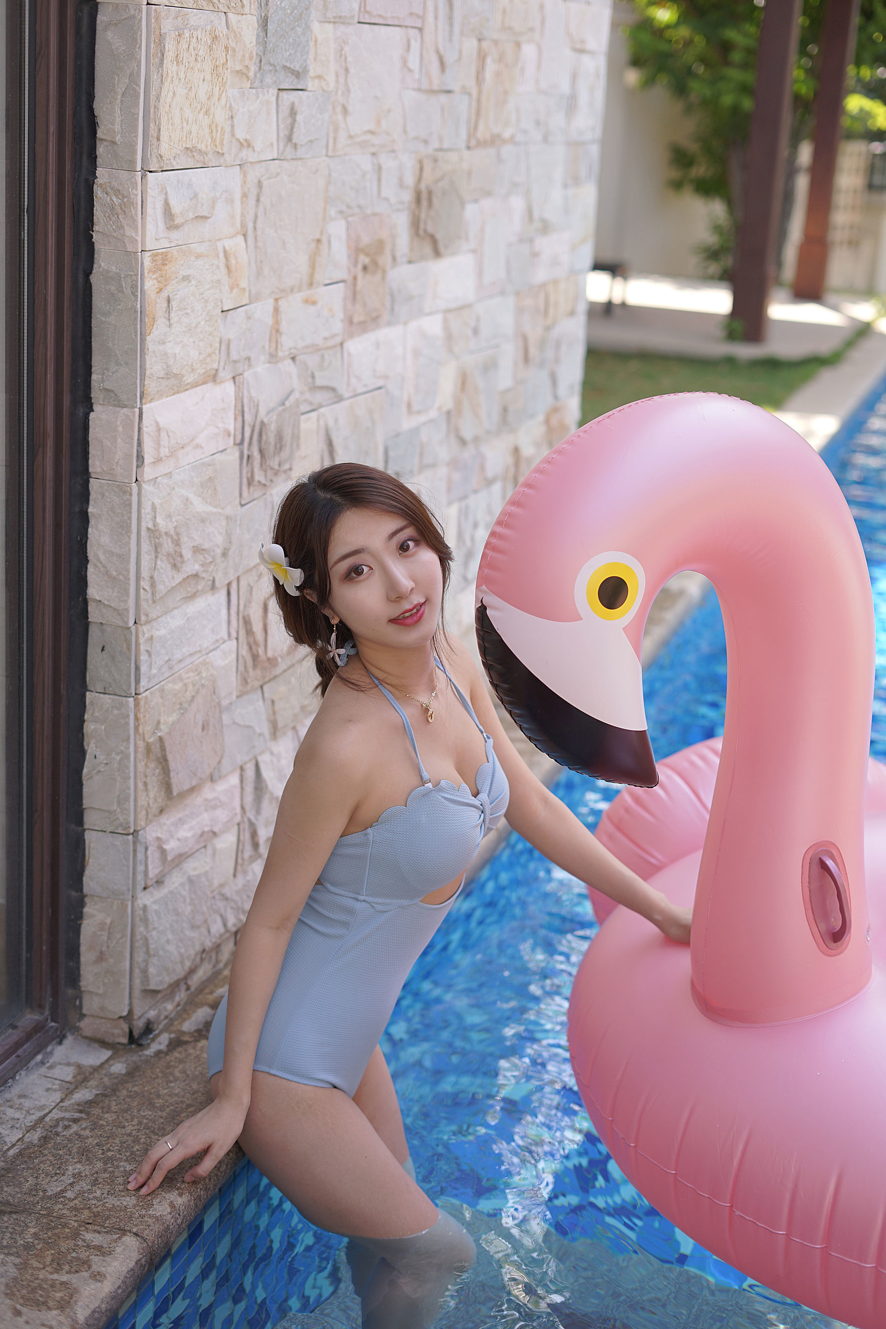 人气Coser黑川 – 海岛之旅 蓝色连体 Cosplay-第20张