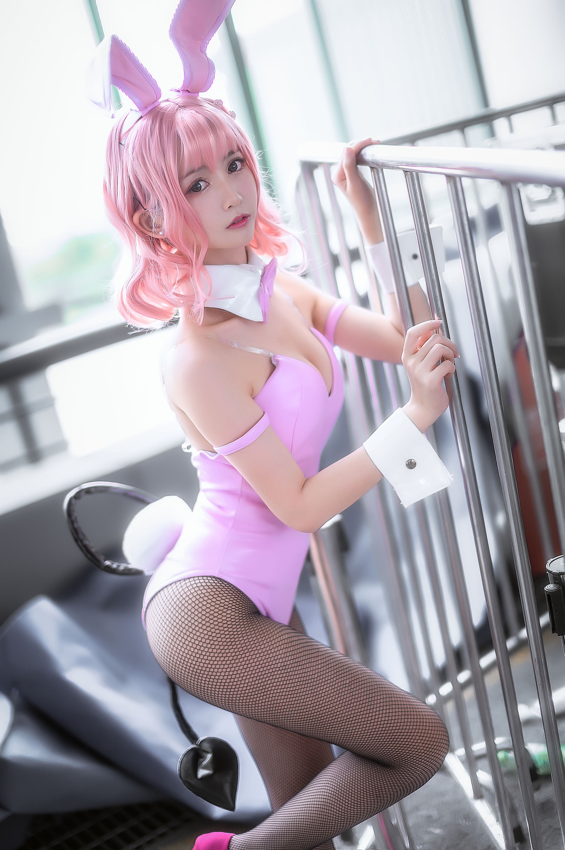 超人气Coser鳗鱼霏儿 粉红兔女郎 Cosplay-第13张