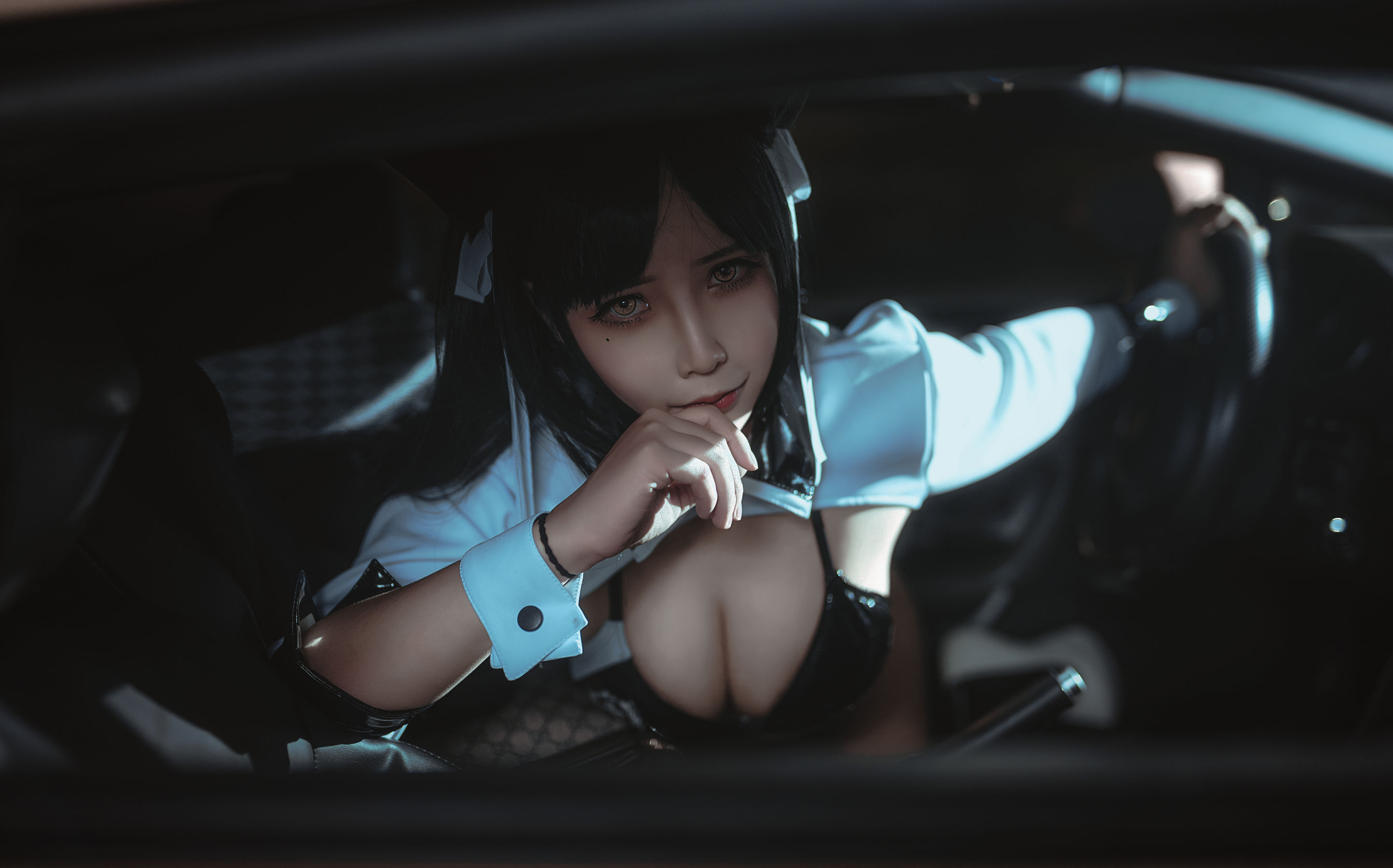二次元妹子抱走莫子aa 赛车女郎 Cosplay-第1张