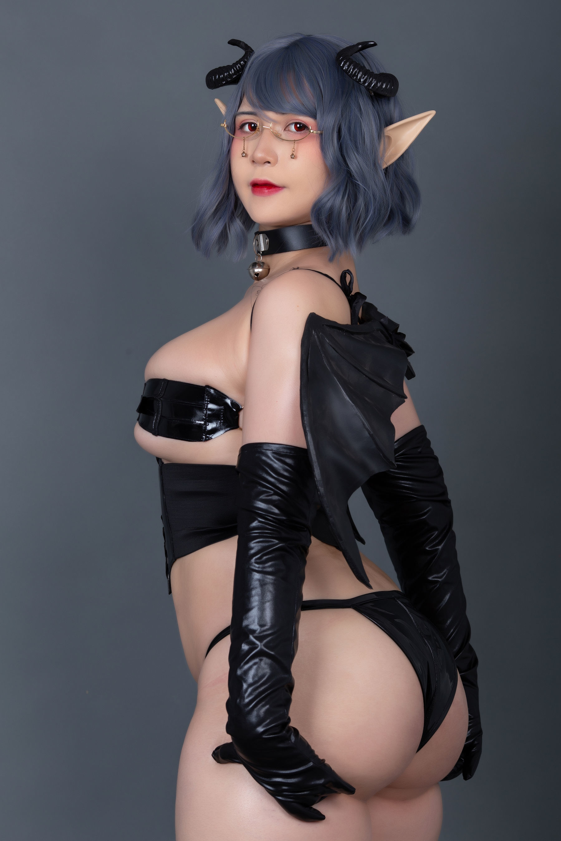 Uy Uy – Naughty Succubus Cosplay-第4张