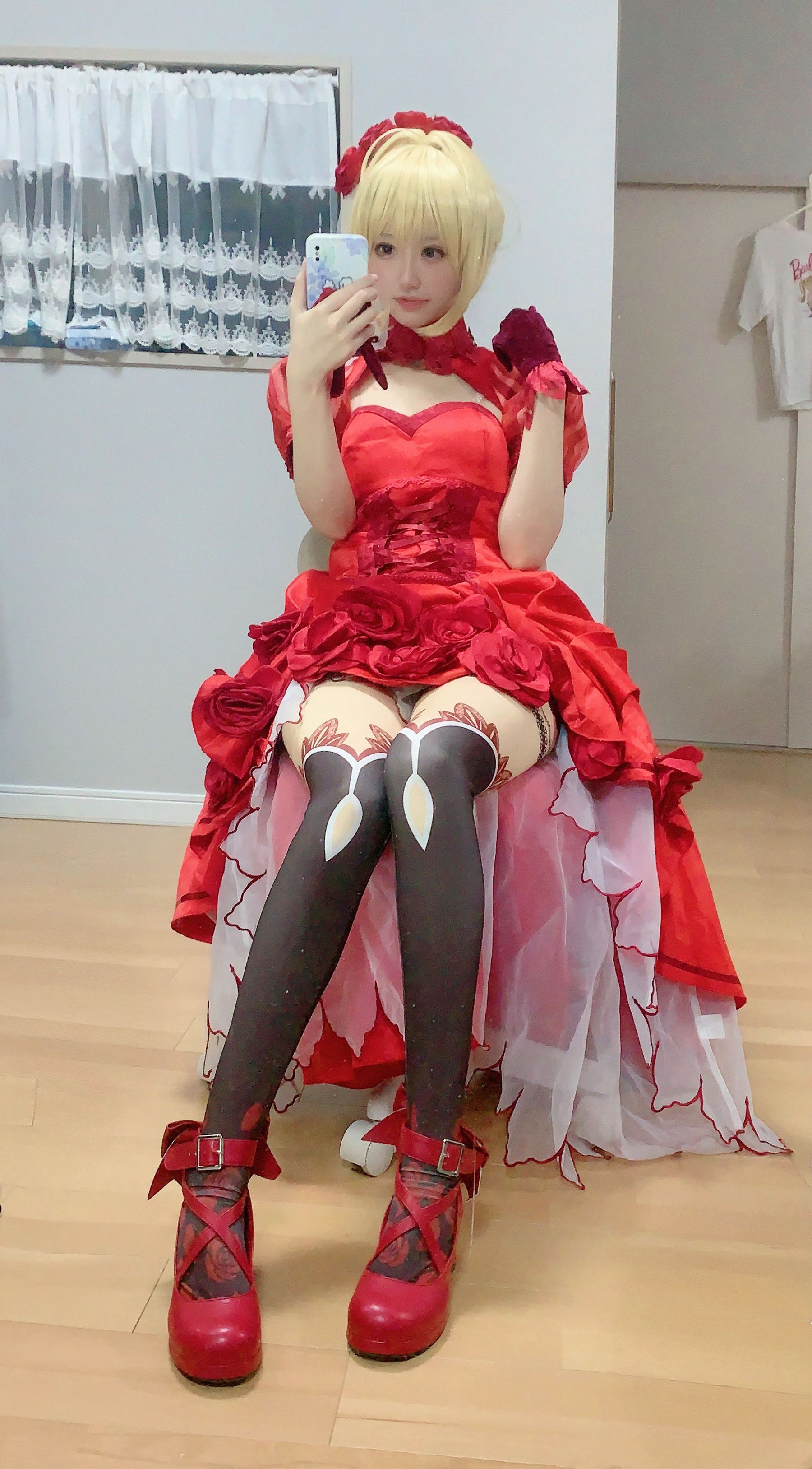 千阳(ちよ) – 尼禄红礼服 Cosplay-第3张