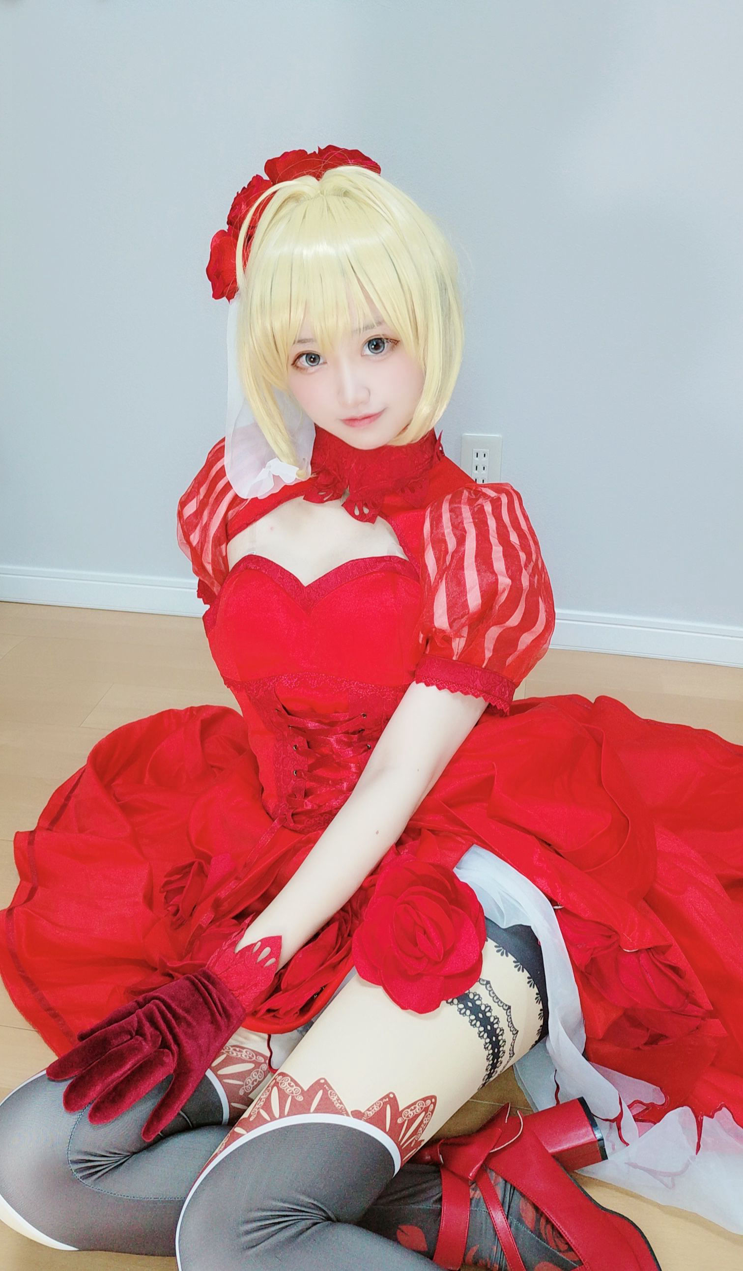 千阳(ちよ) – 尼禄红礼服 Cosplay-第11张