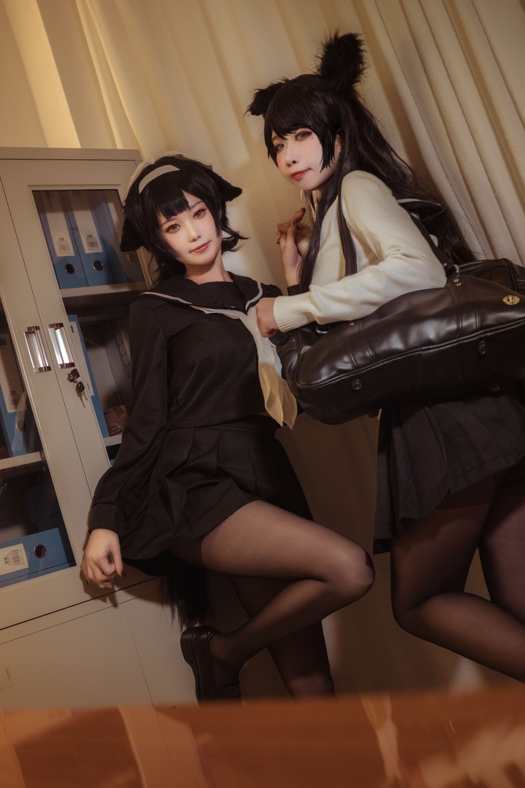 贞子蜜桃 – 碧蓝航线 爱宕高雄制服 Cosplay-第1张