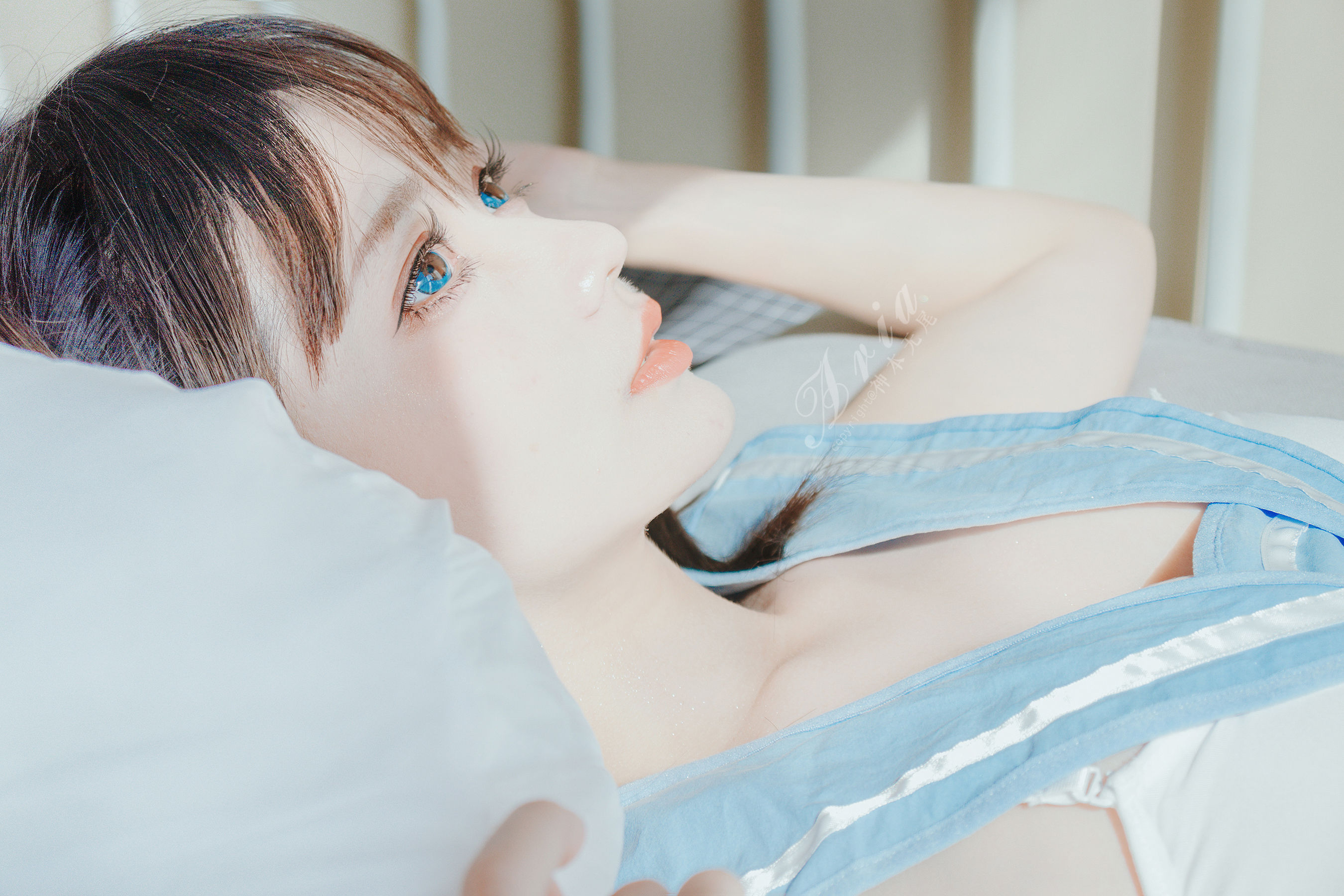 神本无尾_Aria – 蓝色睡裙 Cosplay-第1张