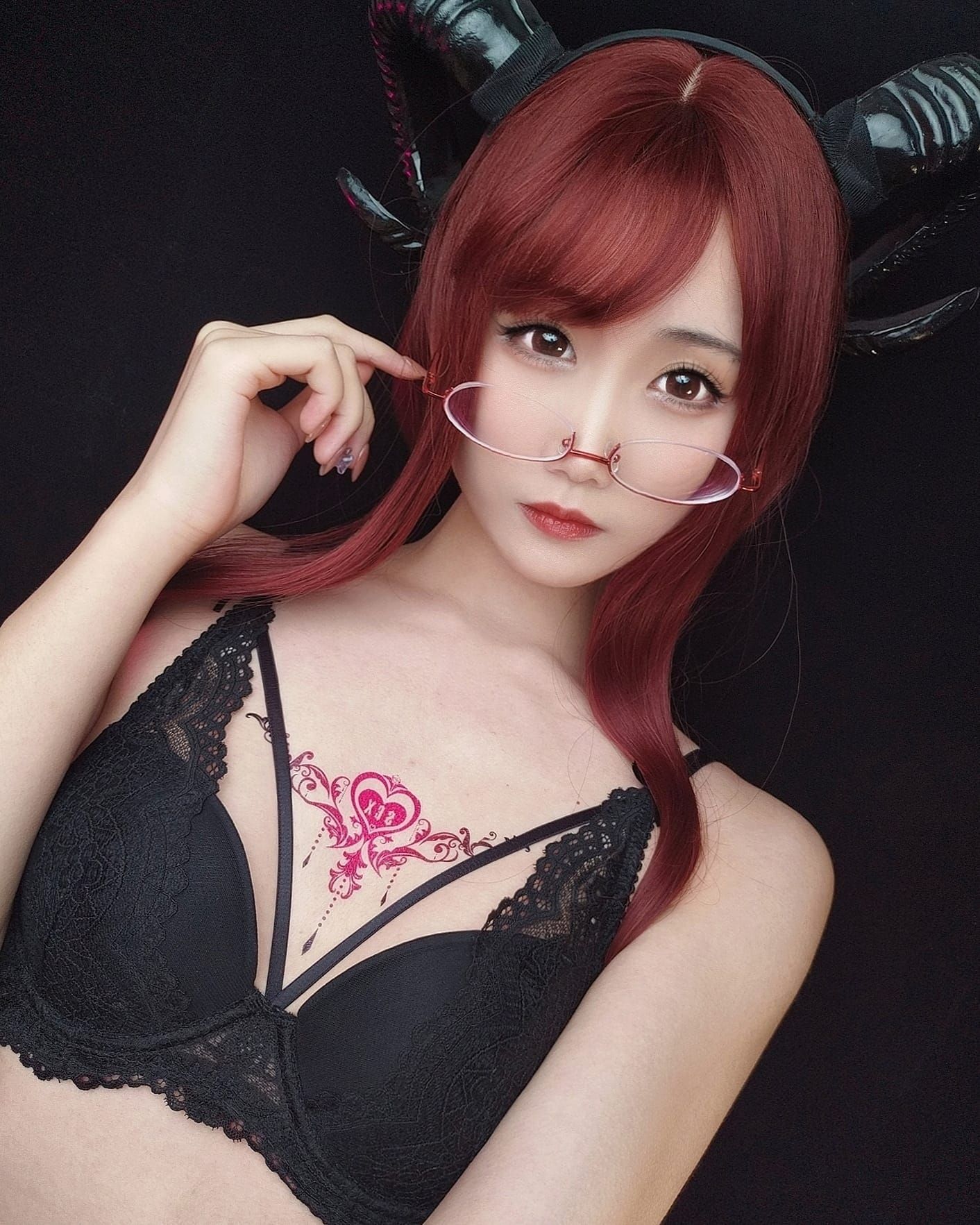 动漫博主曉美媽 – (圣诞自拍)雪夜魅魔 Cosplay-第1张