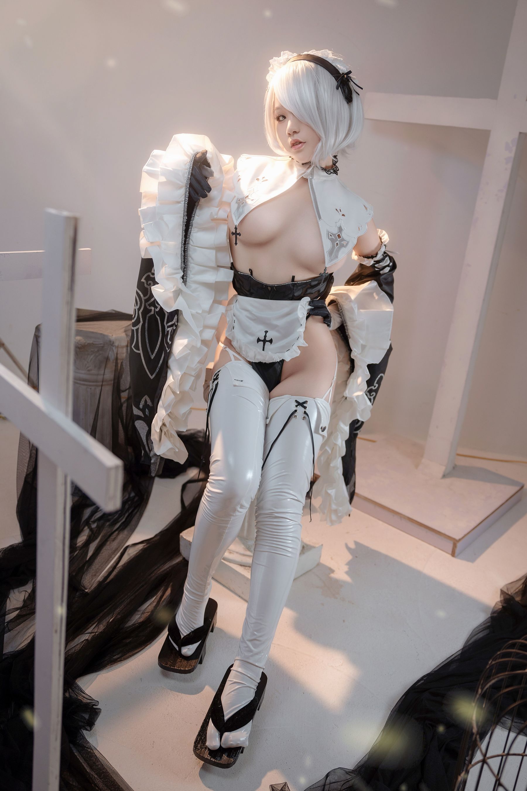 七七娜娜子 – 2B女仆 Cosplay-第3张