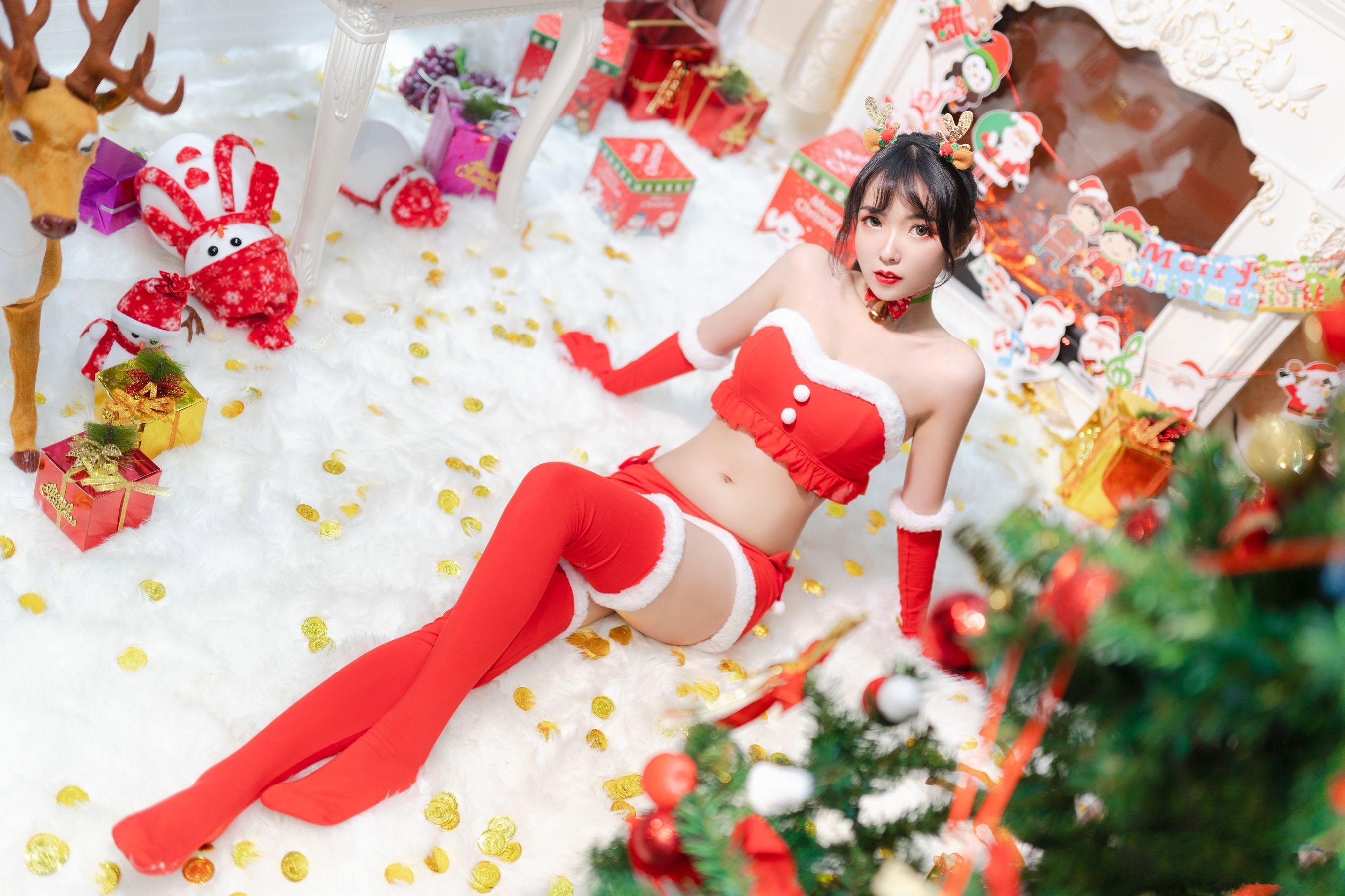 Coser小姐姐妍子坚不可摧 圣诞礼物 Cosplay-第2张