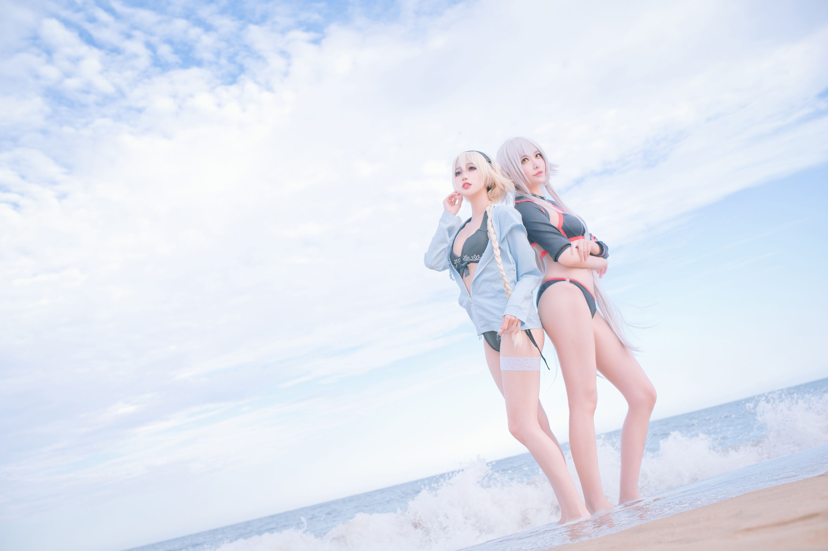 周叽是可爱兔兔 – 黑白贞双人泳衣 Cosplay-第1张