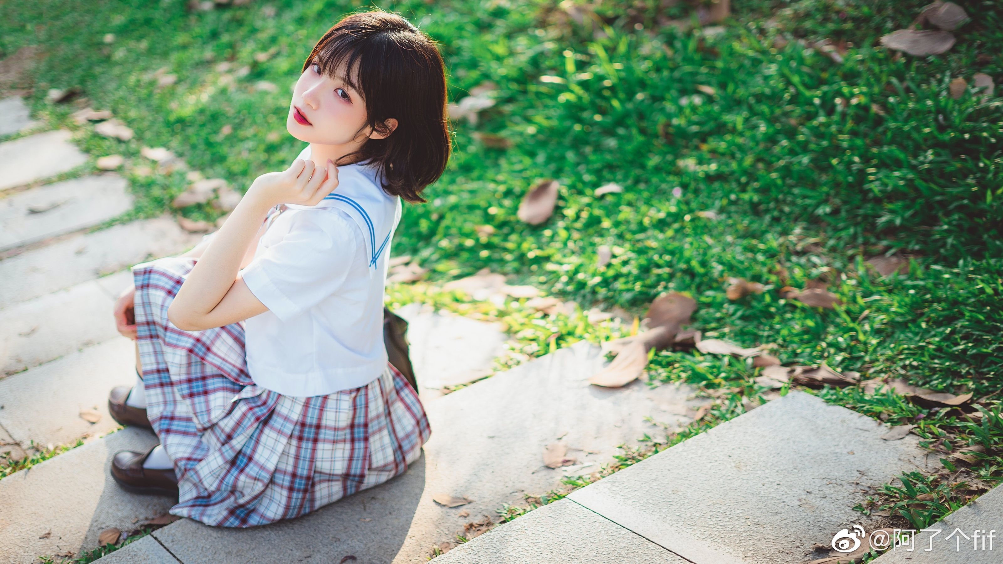 动漫博主阿了个fifi – 阳光JK Cosplay-第1张